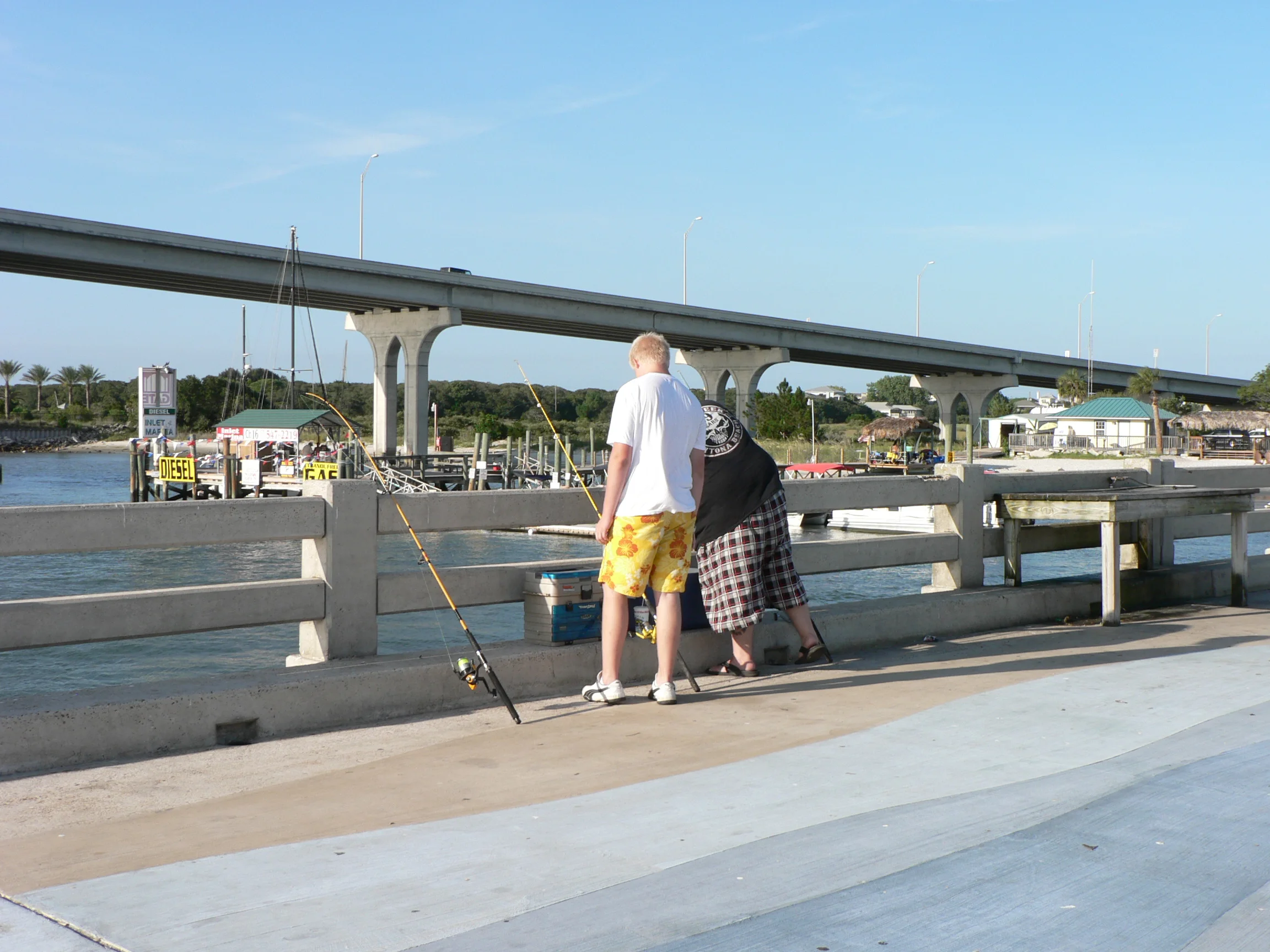 fishing pier 32084